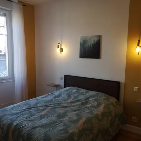 Grand Avec Terrasse Panoramique 아파트